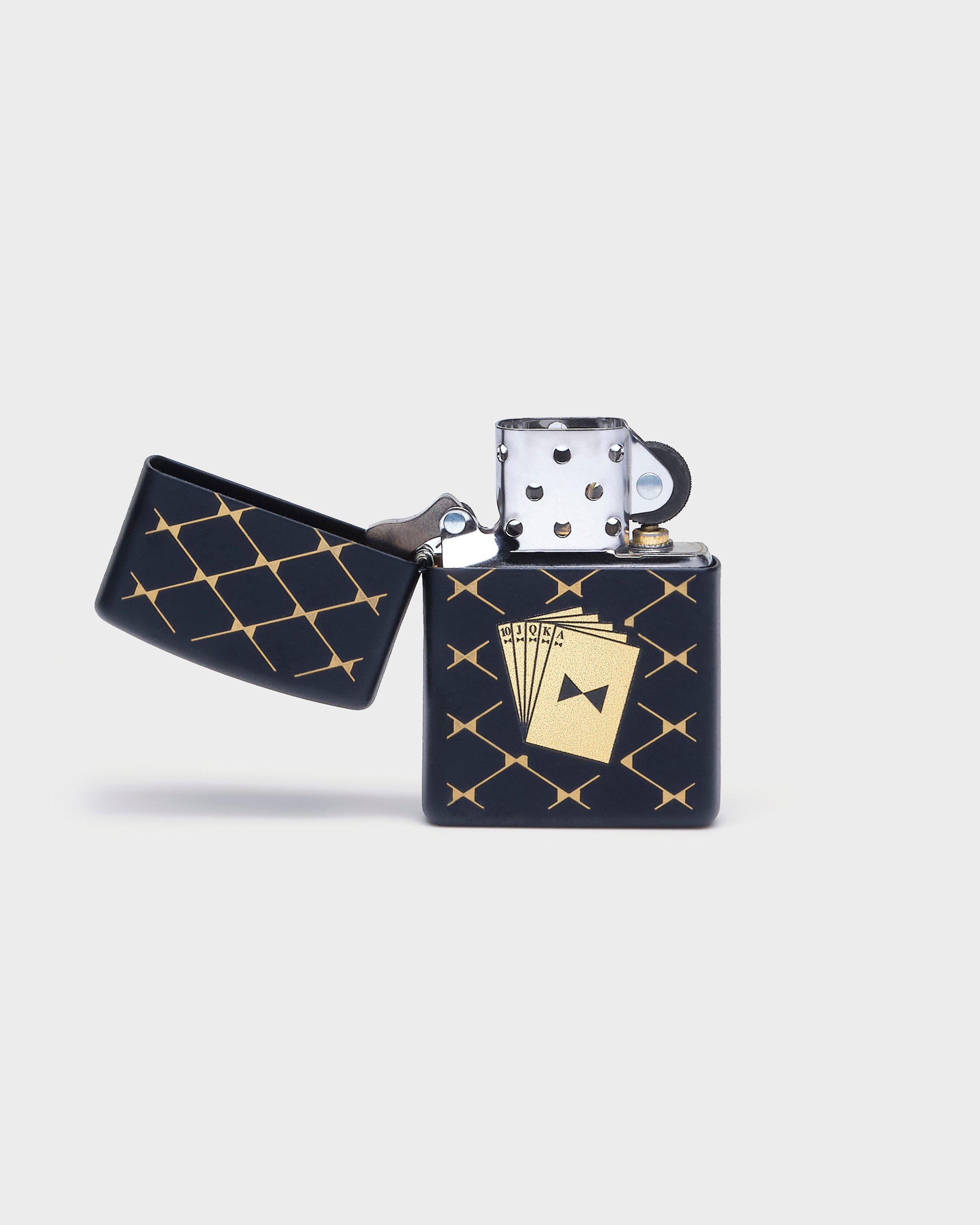 "Royal Flush" with Fontainebleau Bowtie Motif Lighter