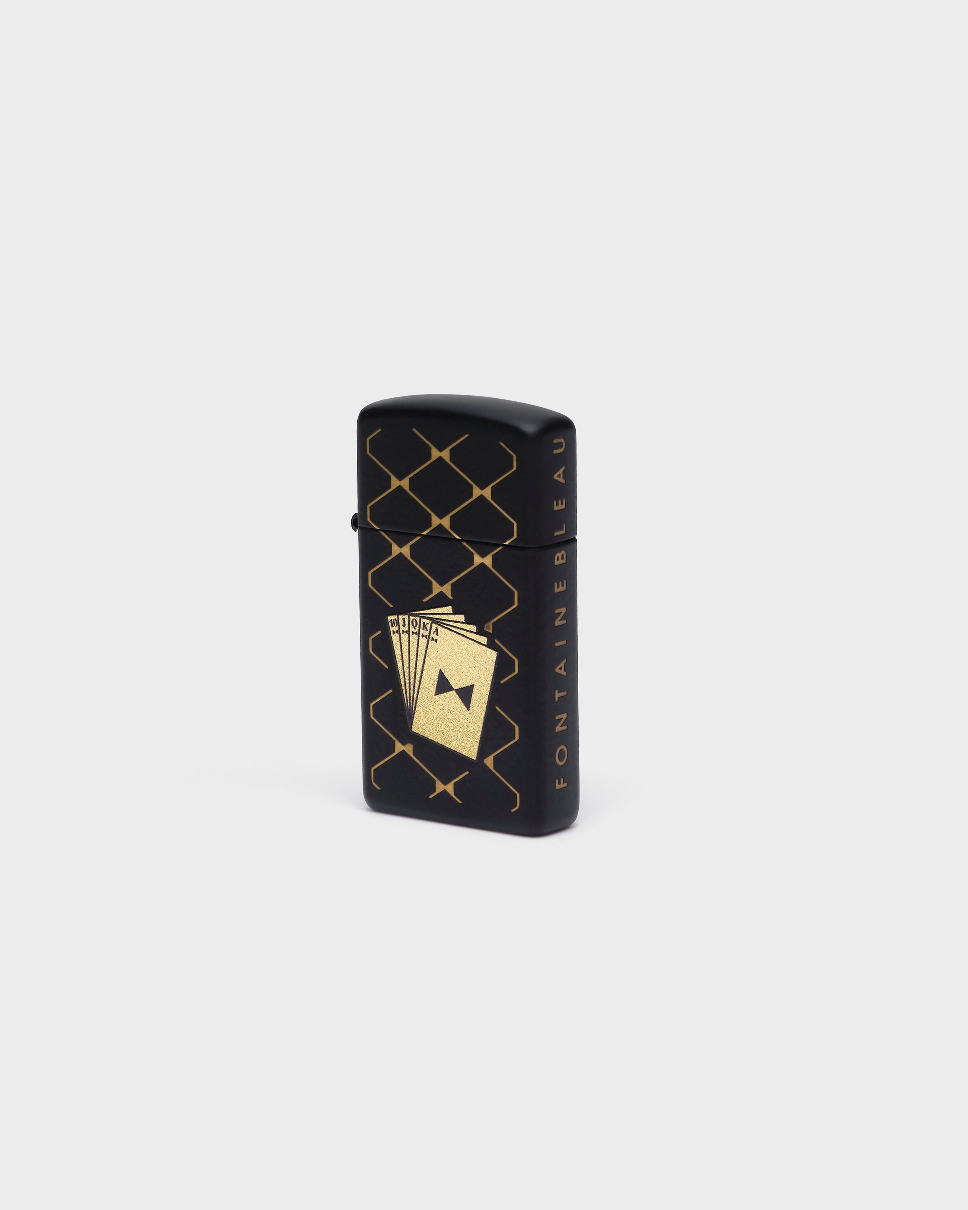 Slim "Royal Flush" with Fontainebleau Bowtie Motif Lighter