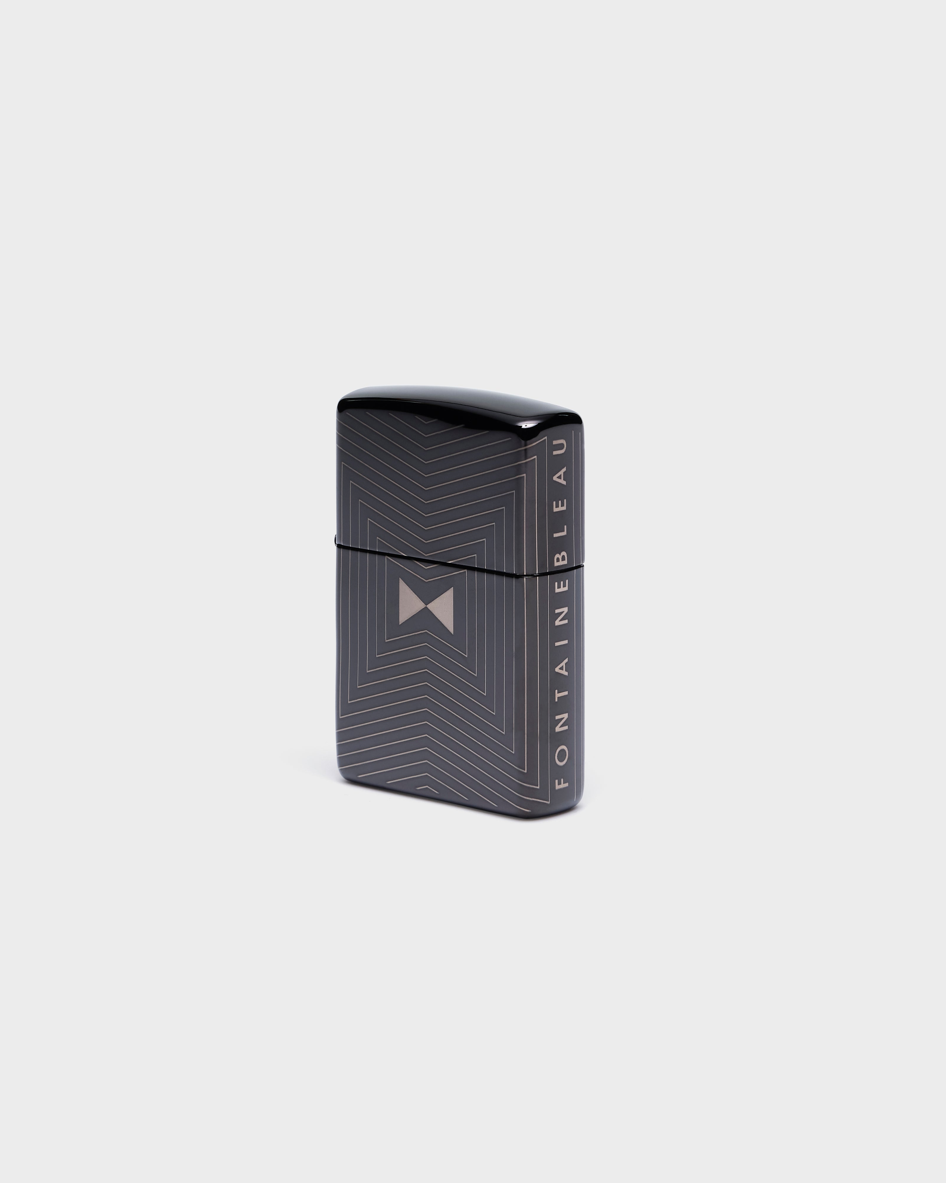 Fontainebleau Bowtie Motif Lighter in Ebony