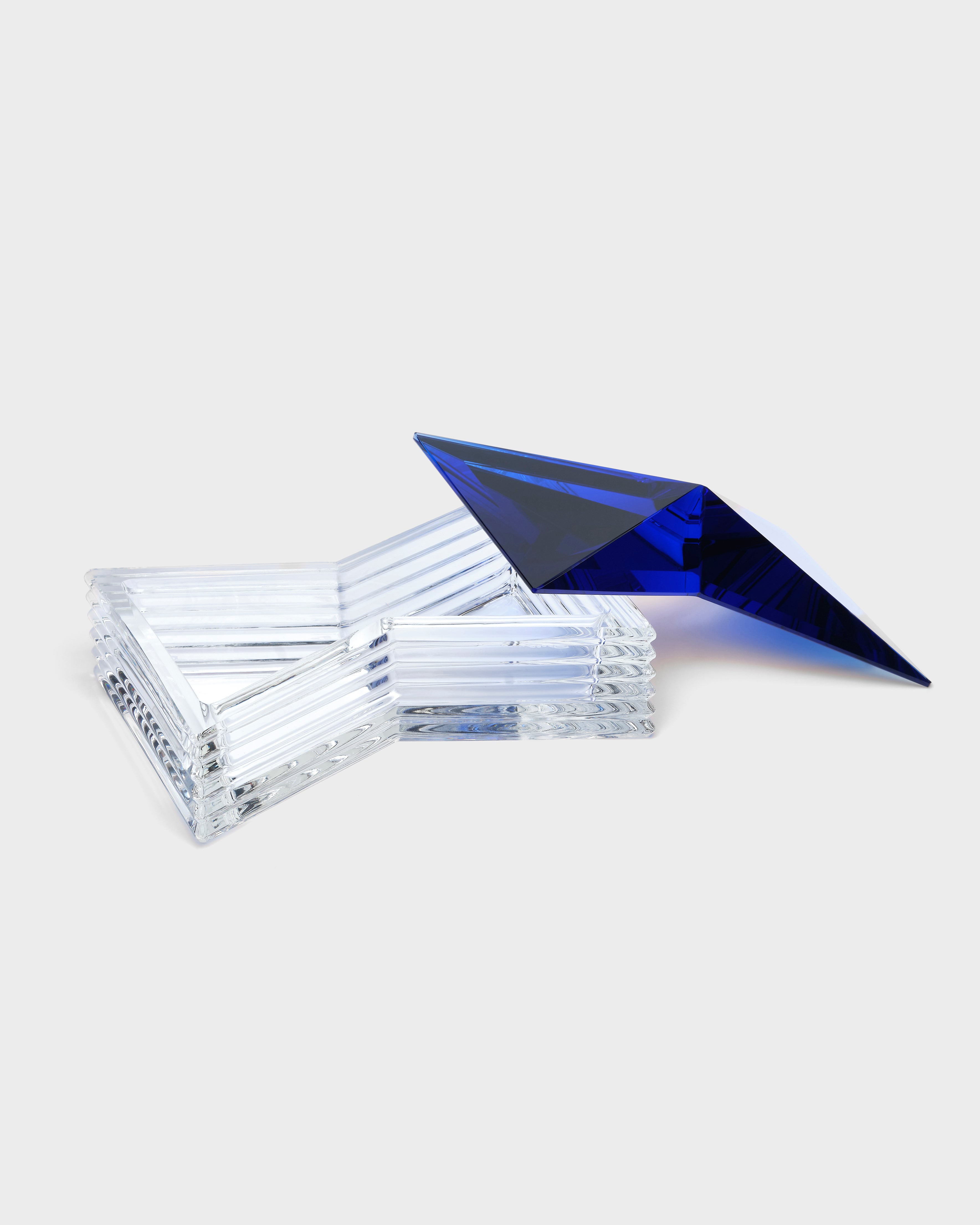 3D Crystal Bowtie Container and Lid